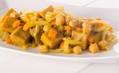 Seitan con ceci e curry