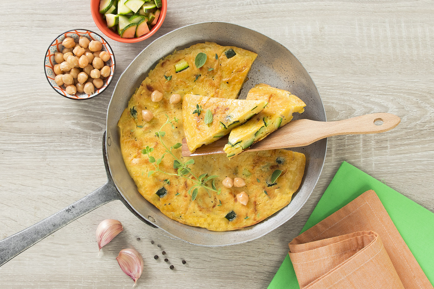 Tortilla senza uova con farina di ceci e zucchine