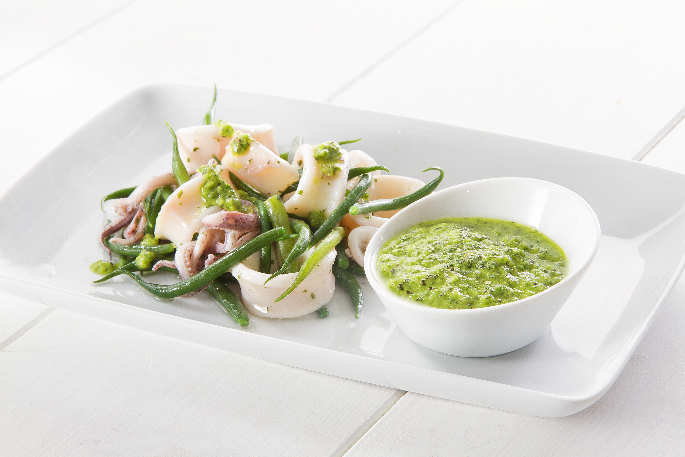 Insalata di calamari e salsa alla menta