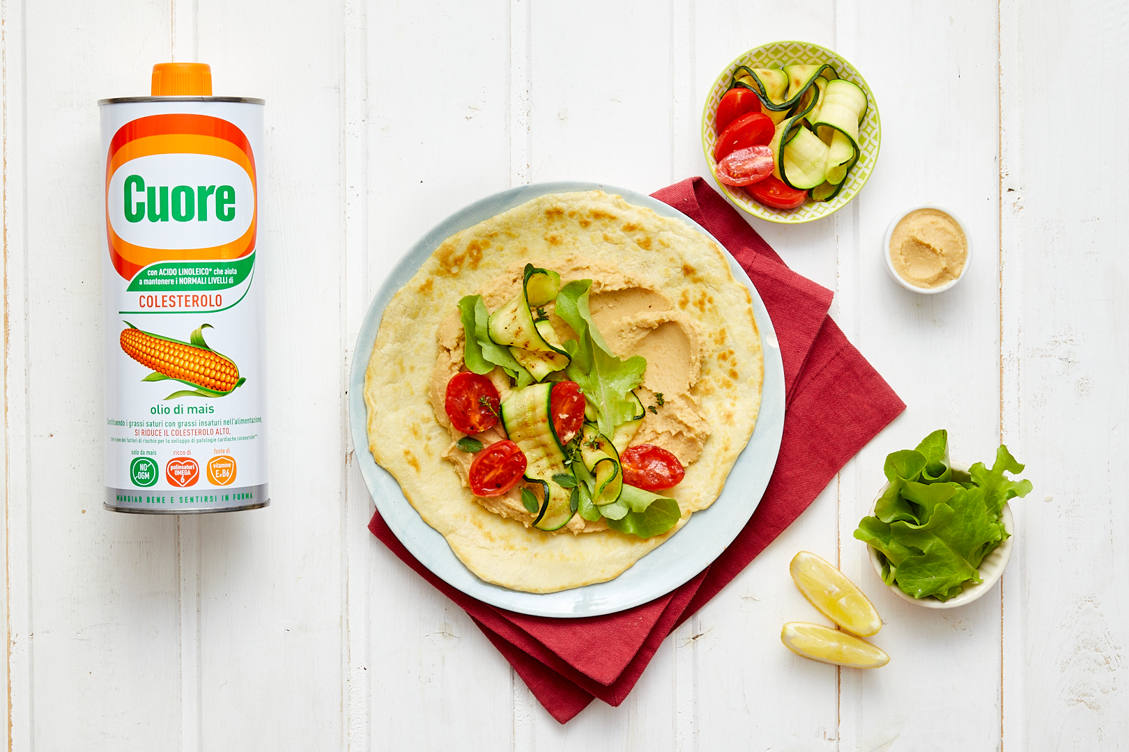 Piadina con verdure e hummus di ceci